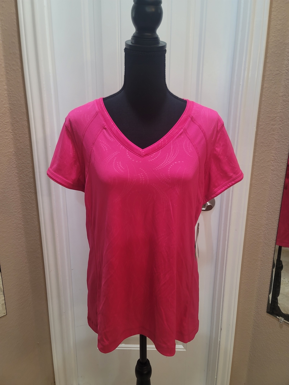 tek gear Women's Bright Pink V-Neck Short Sleeve Performance Tee